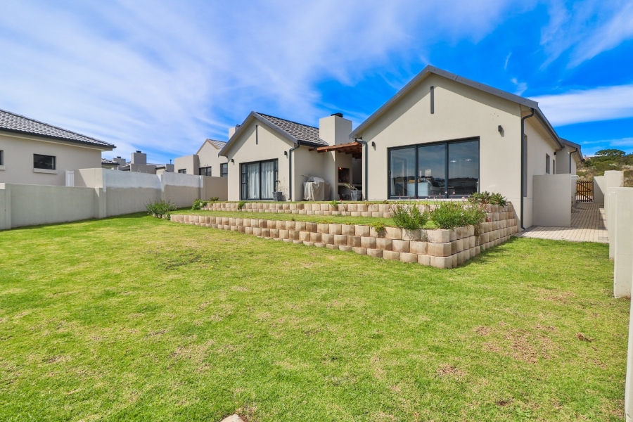 3 Bedroom Property for Sale in Reebok Western Cape